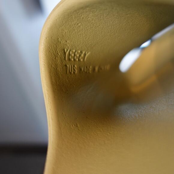 adidas Yeezy Slide Shoes Mens Size 7 Green Foam Slip On Sandals Ridged Outsole - Picture 6 of 7